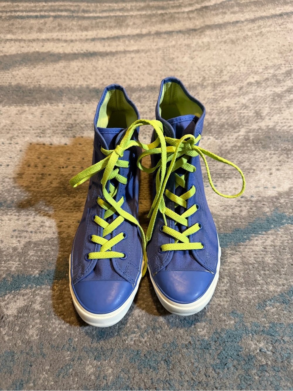 Women's Size 9 Converse High-Top Wedge Sneakers